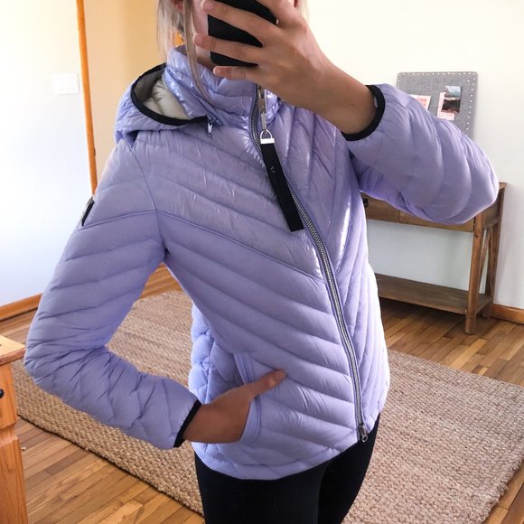 Moose Knuckles Jackets & Blazers - Moose Knuckles Exhibition Chevron Quilted Hooded Down Purple Puffer Coat Small